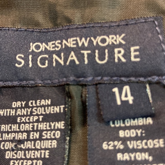 Jones New York Signature Black Skirt Peplum Hem Dressy/Professional Size 14 EUC - Picture 2 of 7